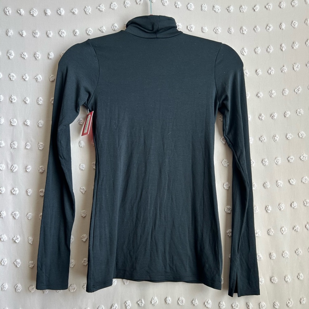 NWT Spanx Long Sleeve Turtleneck Tee Sz S Very Black - Picture 2 of 6
